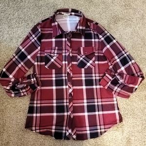 Super cute plaid shirt